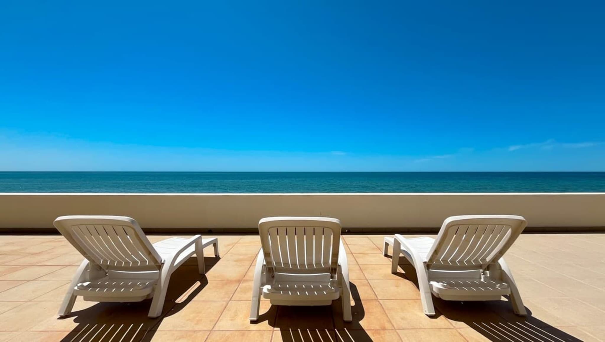 Bella y Grande Casa Frente al Mar | Serenity Beach