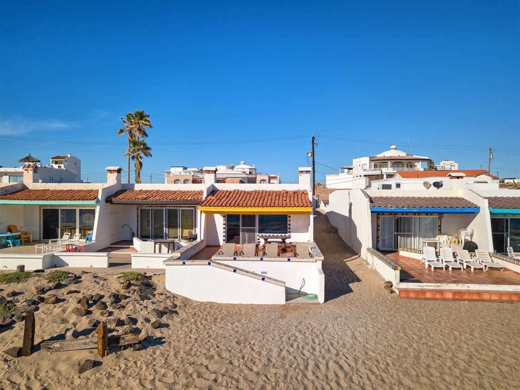 Bello y Limpio Condo Frente al Mar | Las Olas I 16