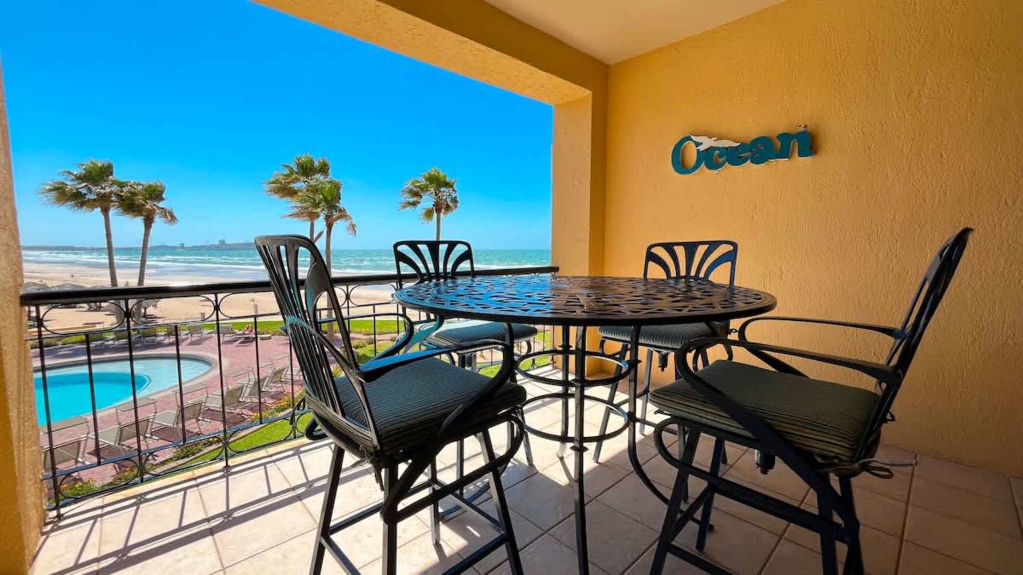 Bello Condo en Resort Playero | Princesa A-203