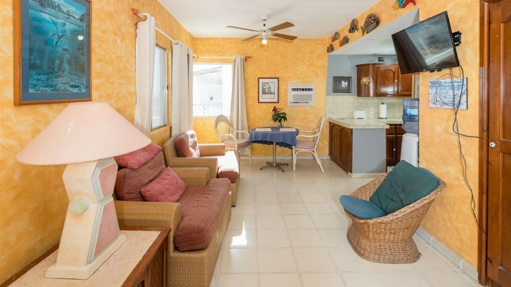 Cozy Oceanview Home in Las Conchas | Casa Nixon II