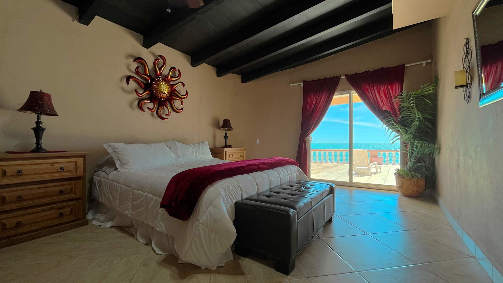 Casa Frente al Mar en Las Conchas | Casa Neblina