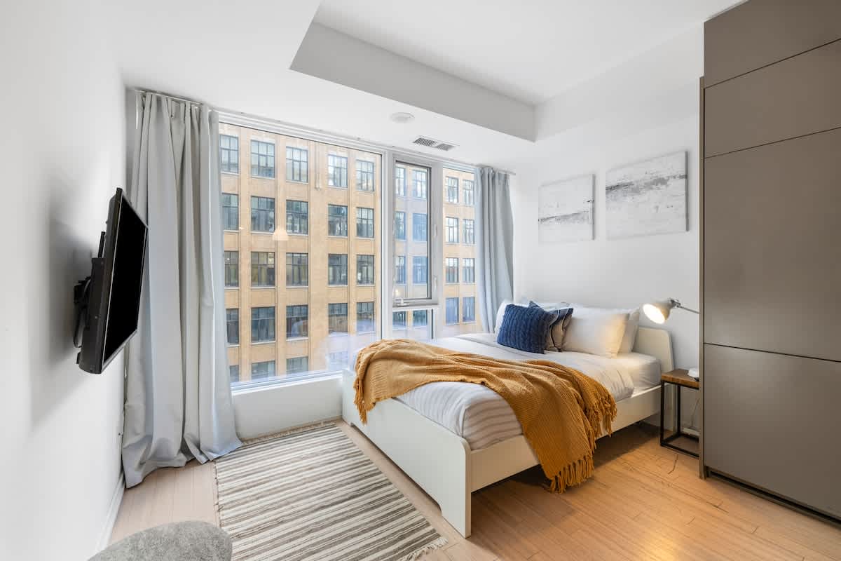 Urban Oasis Central Studio Condo Perfect Getaway-hero-photo
