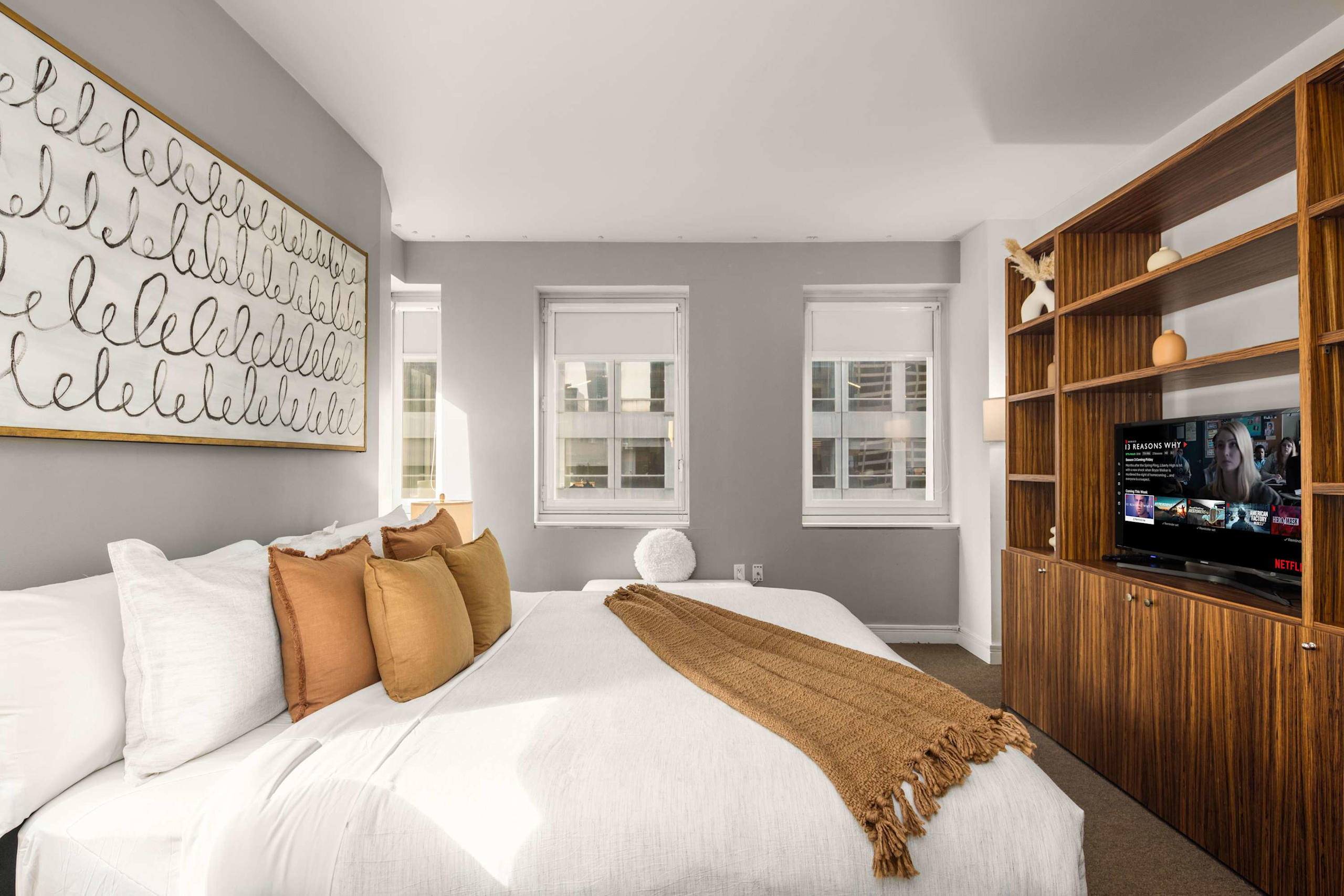 Chic NYC Retreat | Beside Broadway & Iconic Sights-photo-2