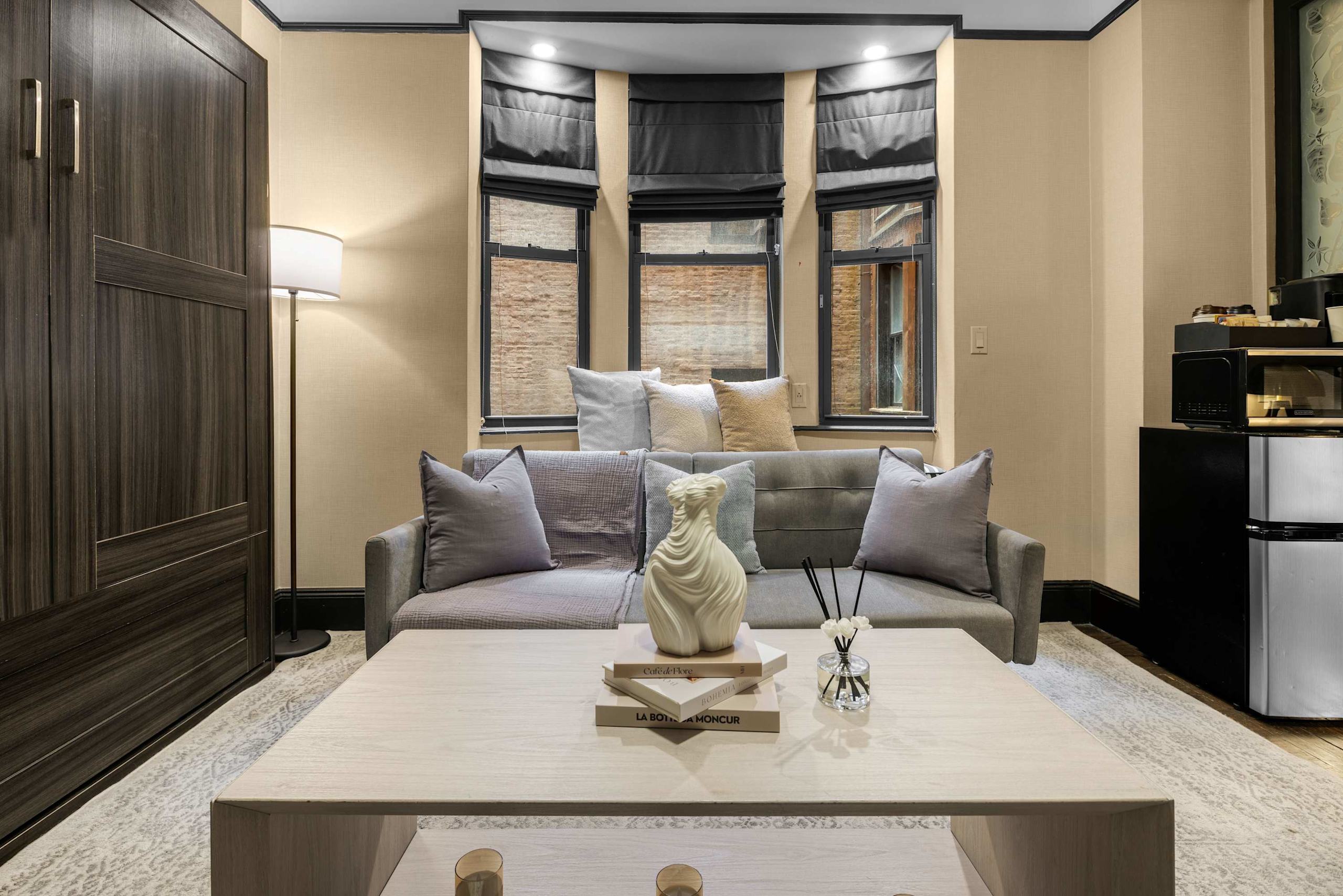 Boutique Midtown Apartment | Walk to Grand Central-hero-photo