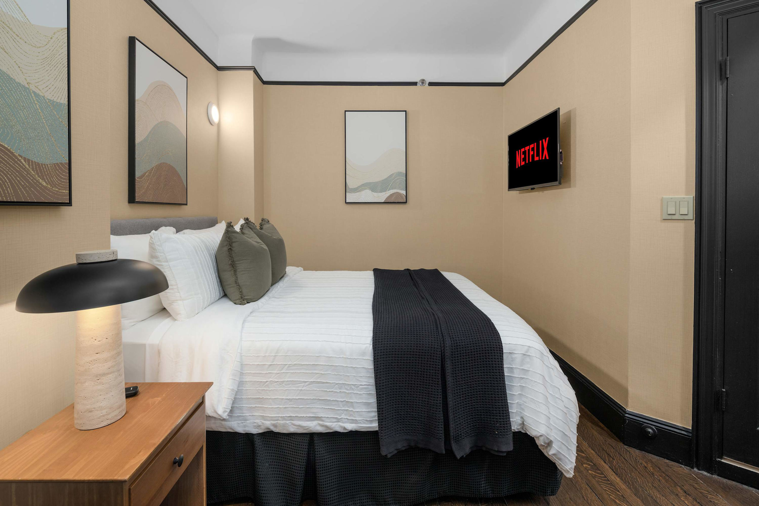 Premier Midtown Stay | Walk to Times Square!-photo-2