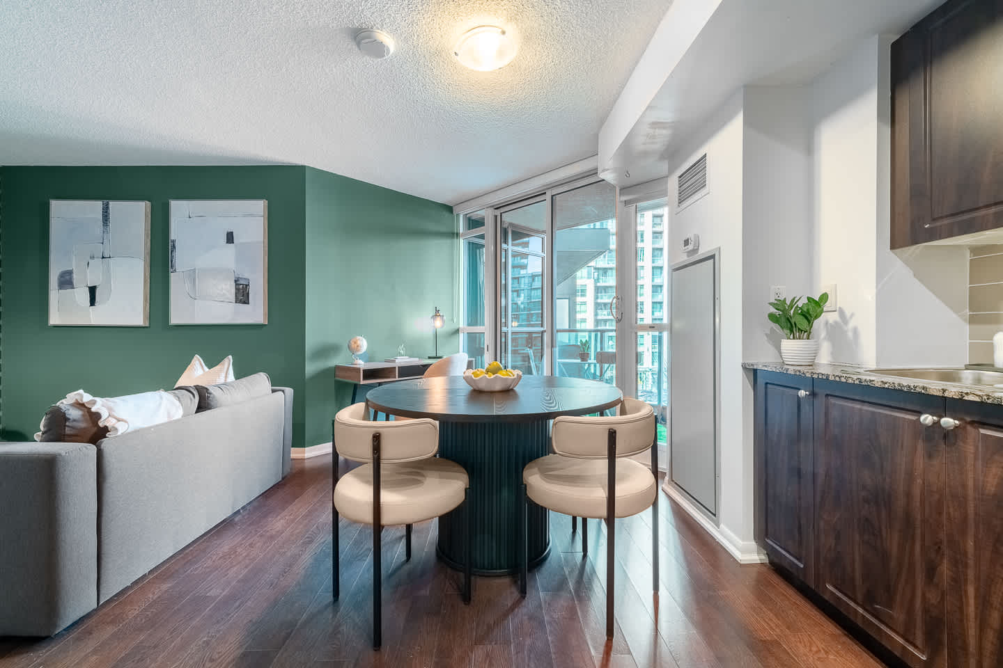 Fort York 1BR, Balcony Near the Waterfront-photo-3