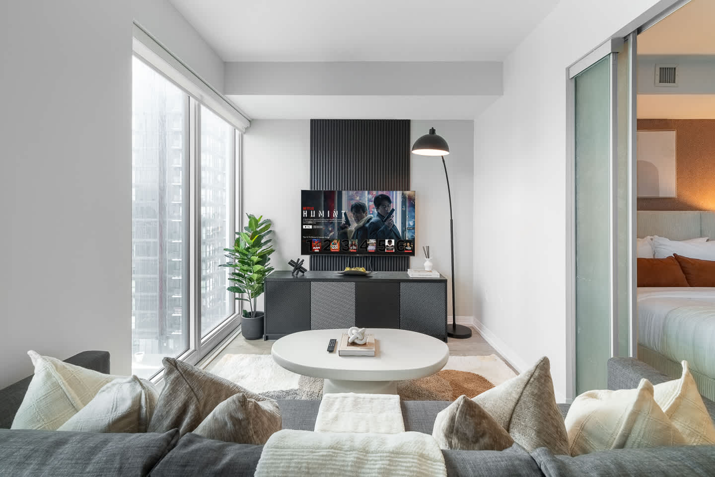 Modern 1BR, Designer Condo, Sleeps 4-hero-photo