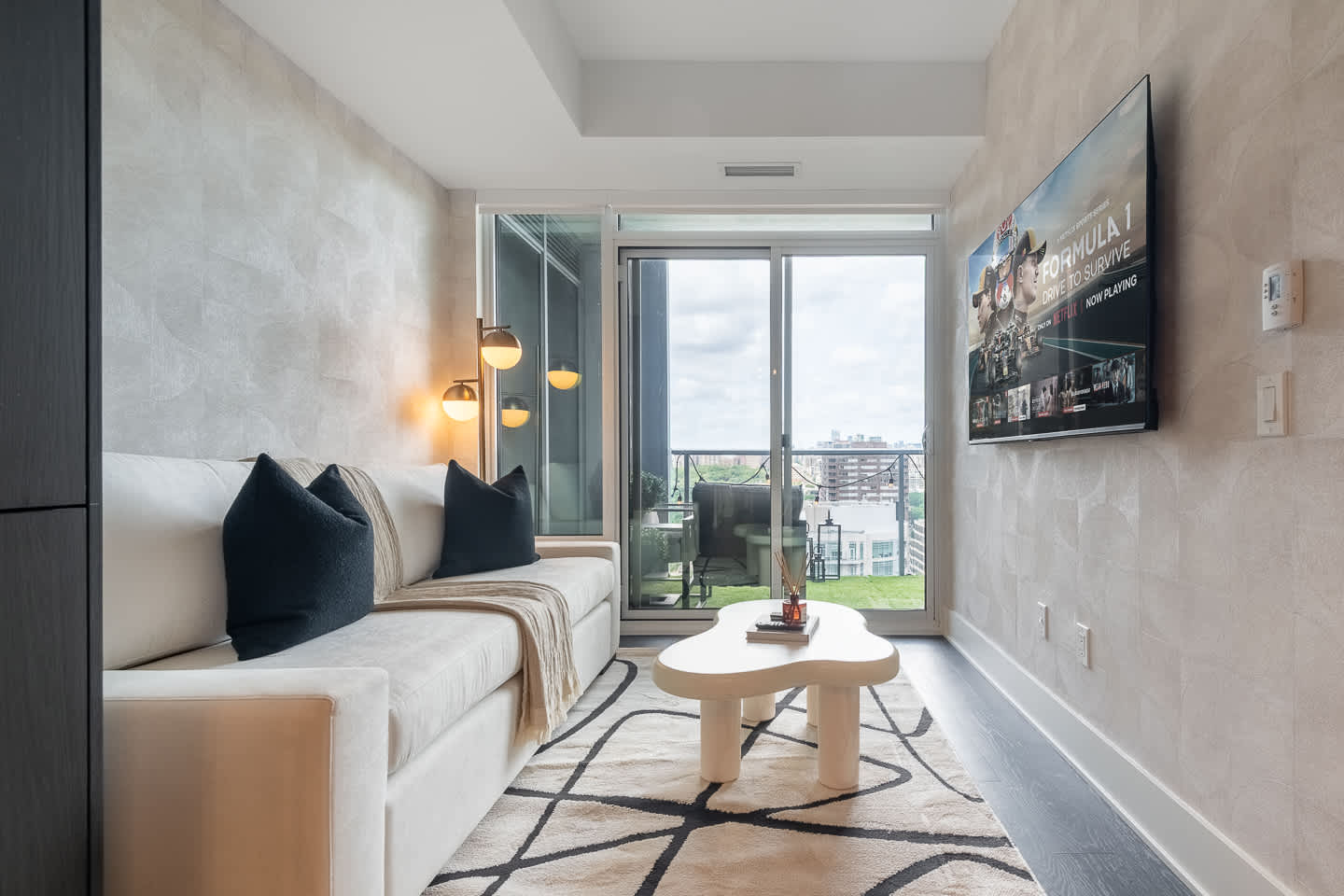 Chic Yorkville 1BR Elite Living-hero-photo