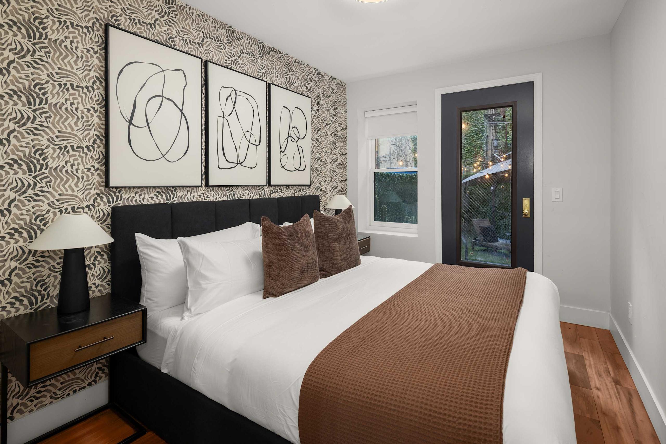 Harlem Garden Retreat | Sleeps 10 & Private Patio!-photo-2