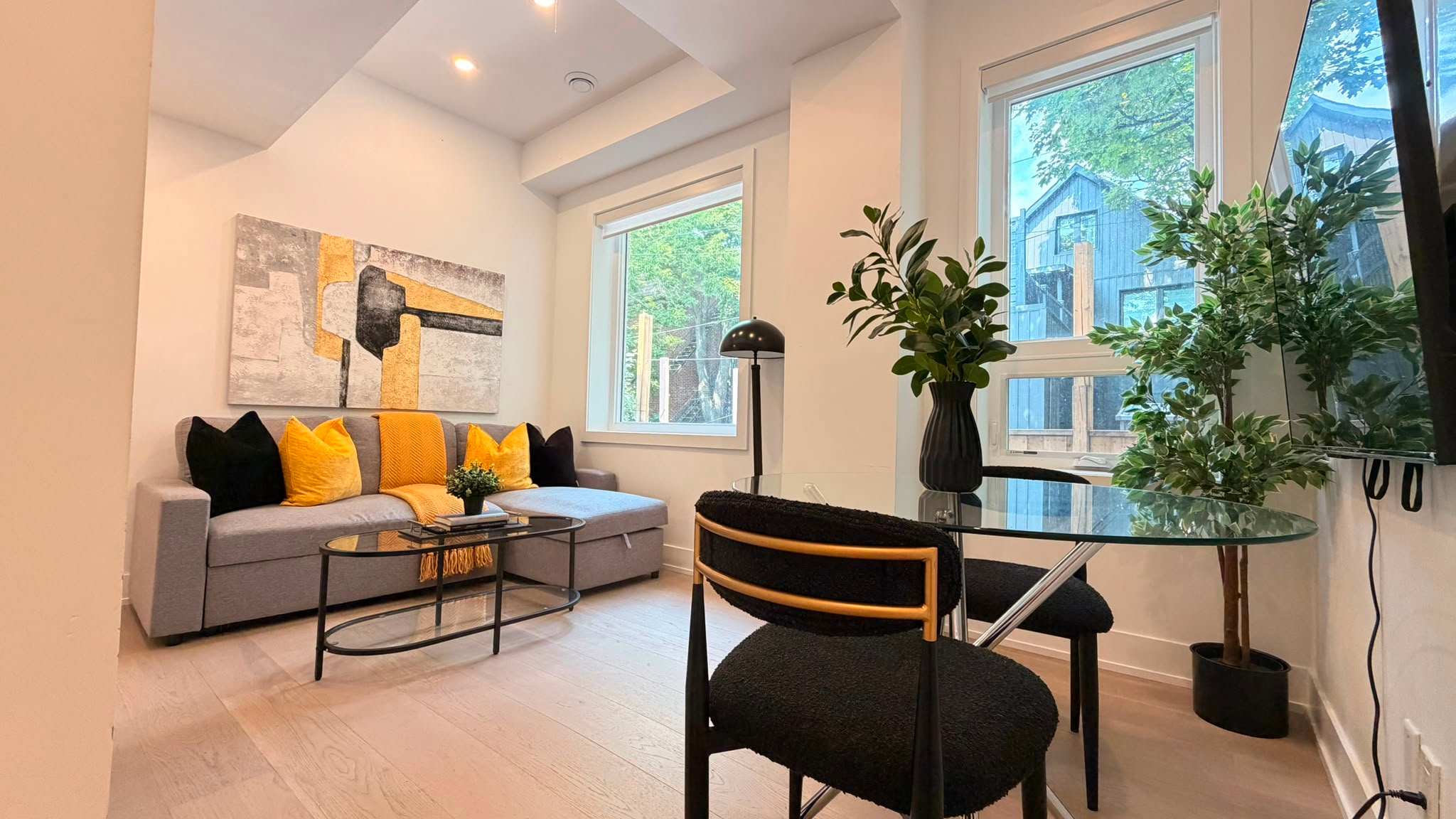 Sunlit West End 1BR | Walk to Lake & Queen St-hero-photo