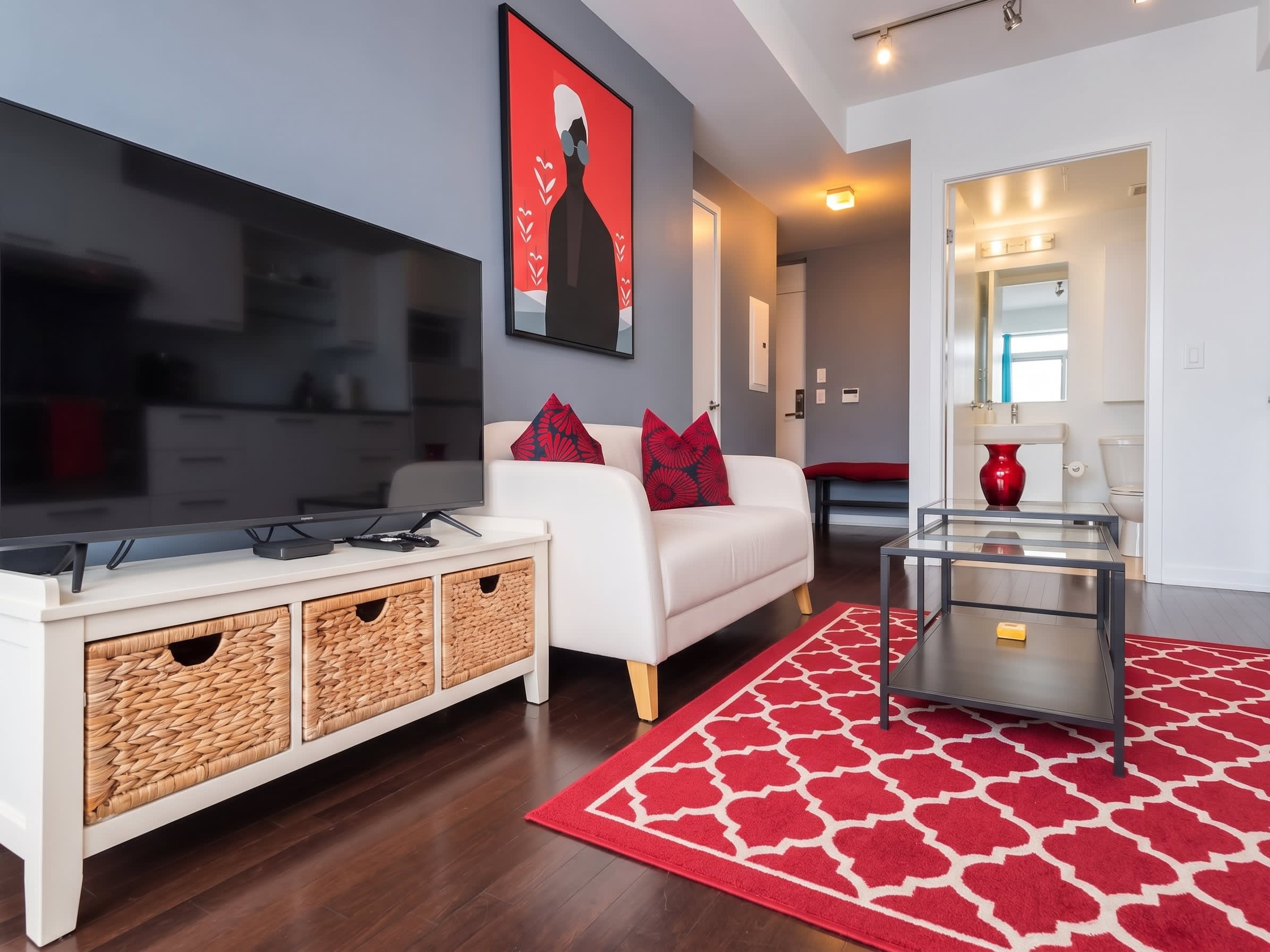 Prime South Core Studio | Queen Bed-hero-photo