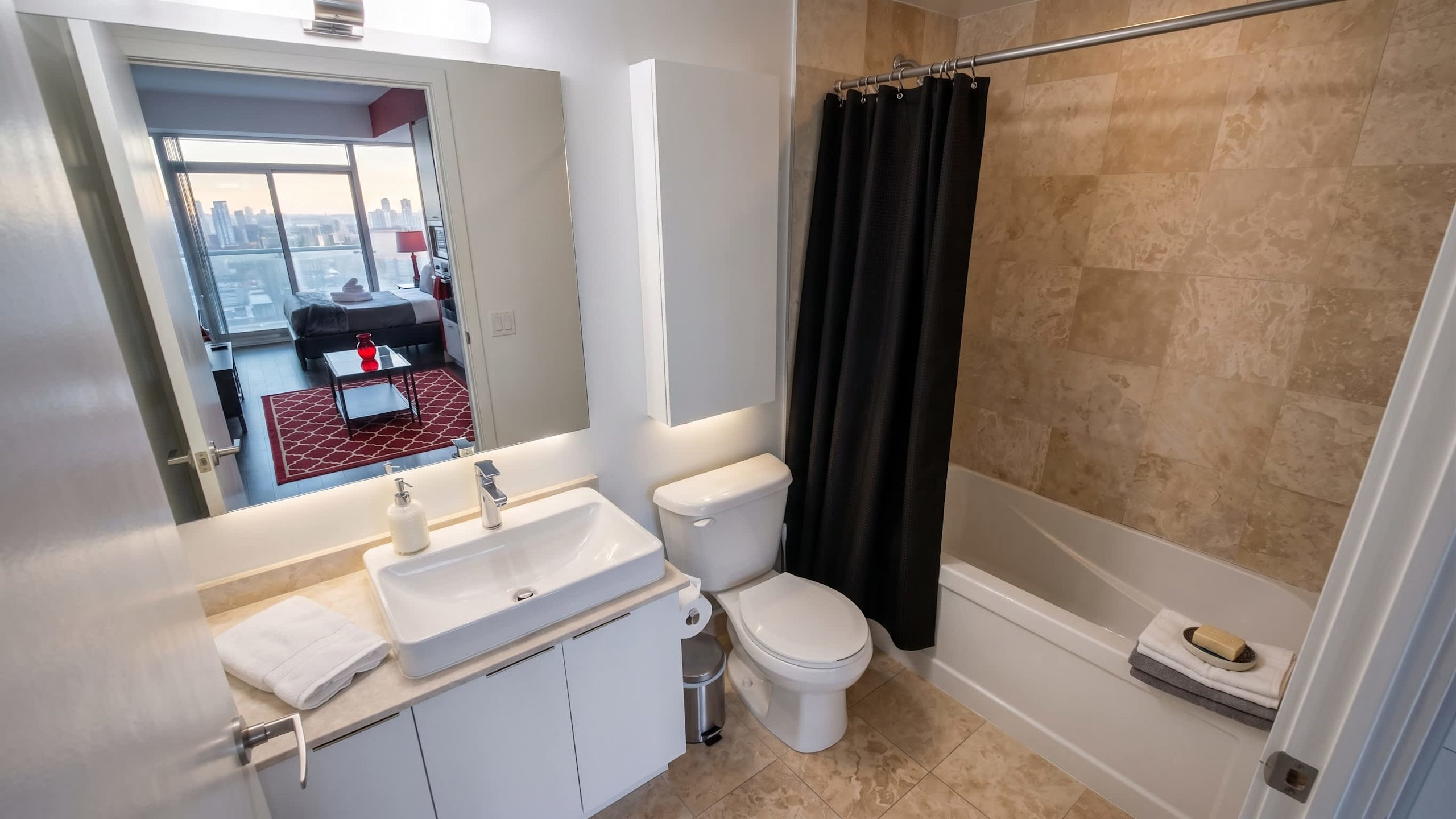 Prime South Core Studio | Queen Bed-photo-3