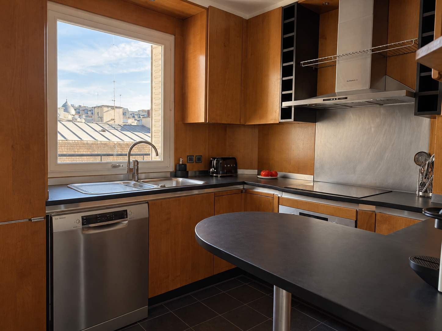 Parisian Heaven 3 Bed 6P by the Seine