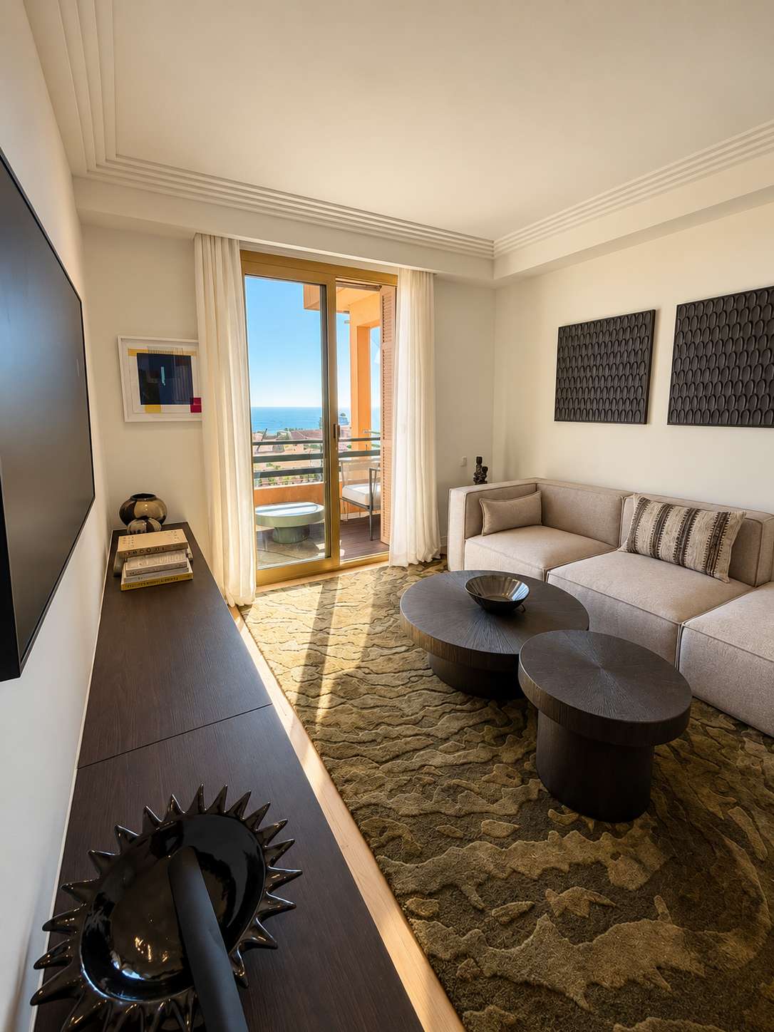 Modern Monaco Views with AC 3 Bed & 2 Bath - 2