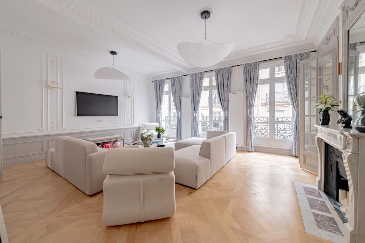 Beautiful and Stylish 2 Beds in Trocadéro 16th — 29