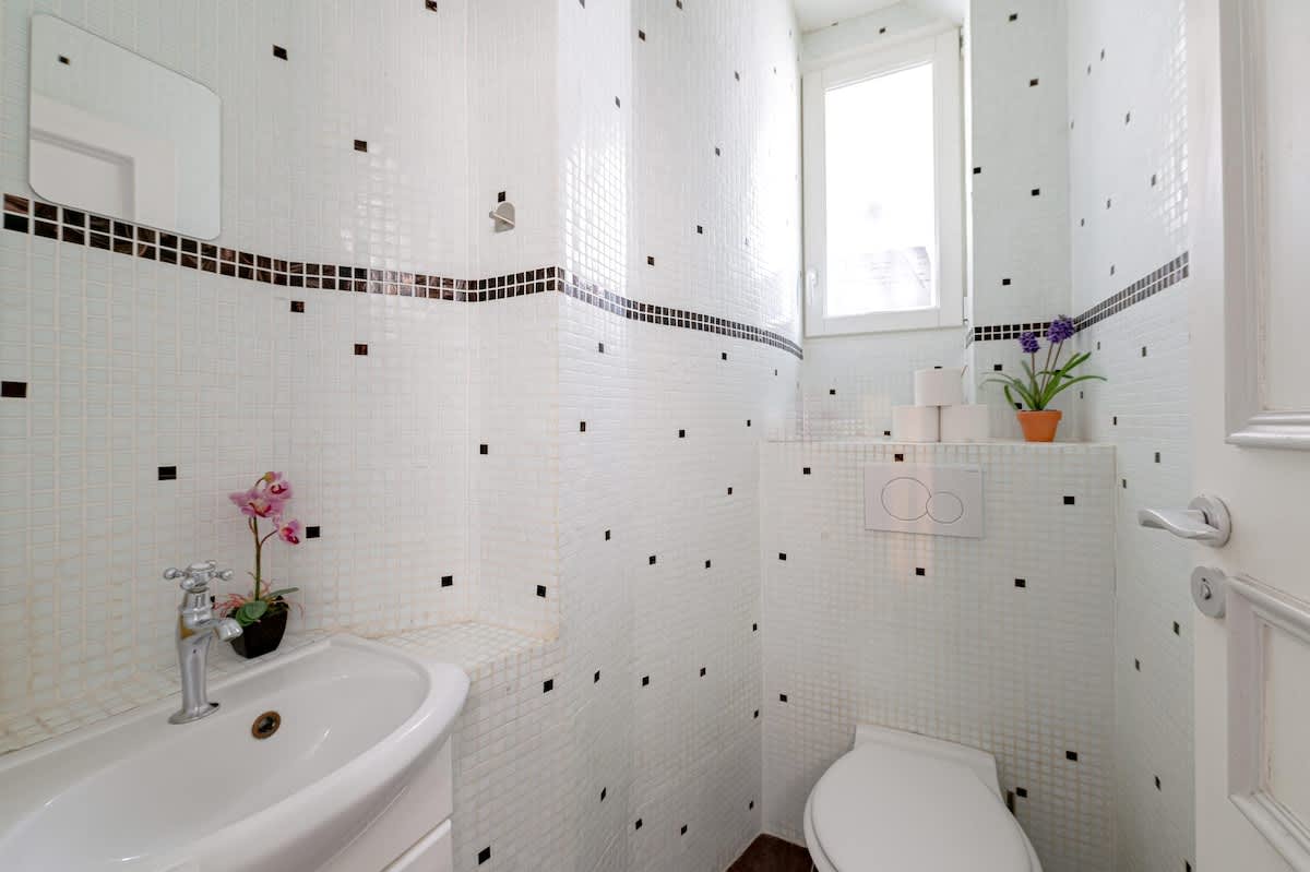 Parisian Elegance 2 Bedroom in the 16th — 24