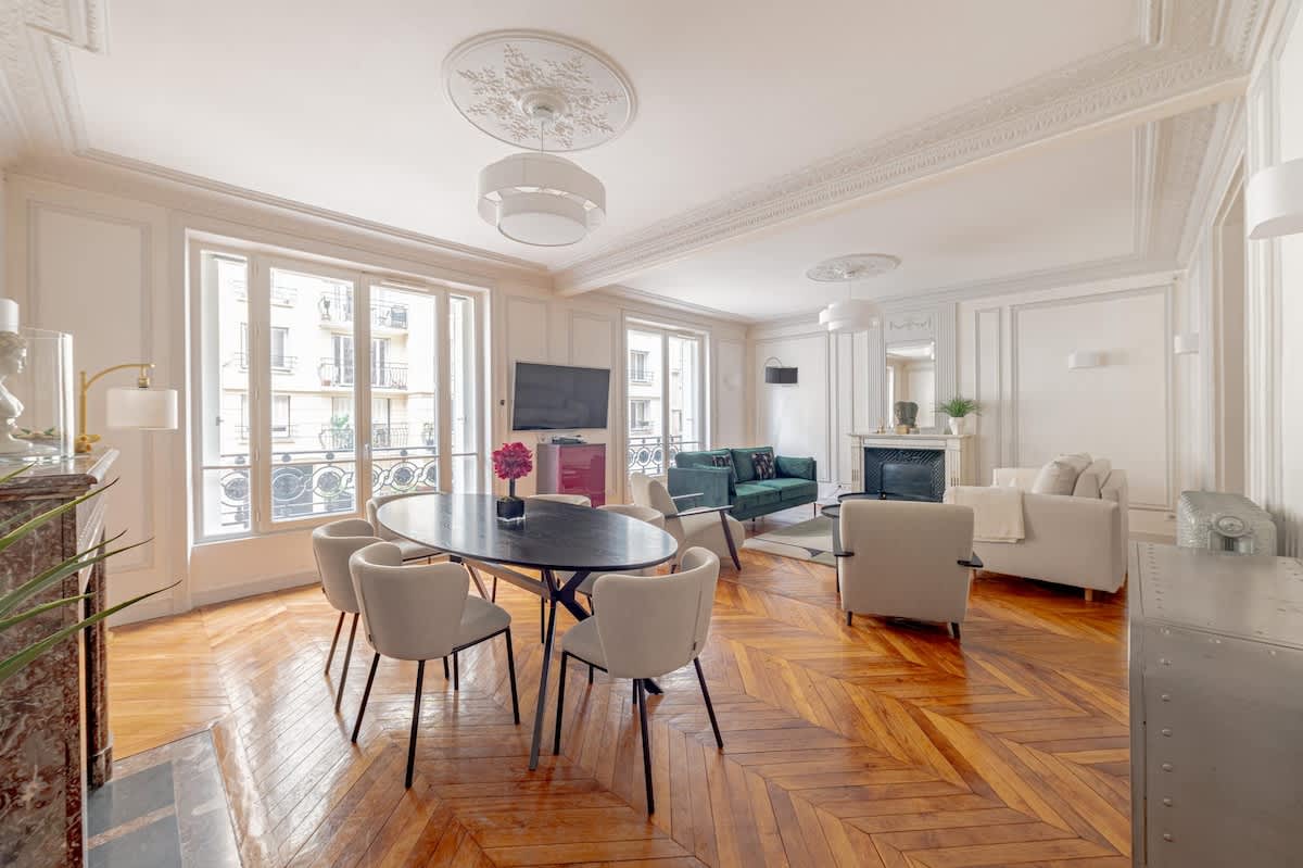 Parisian Elegance 2 Bedroom in the 16th — 6