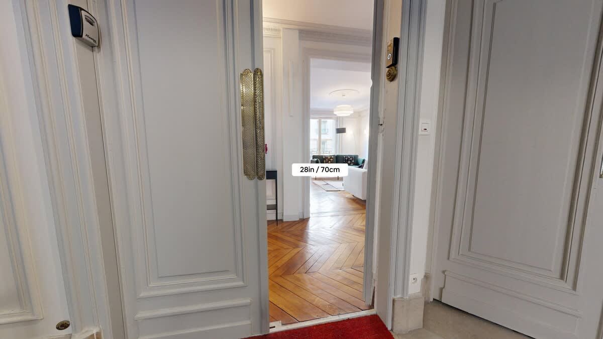 Parisian Elegance 2 Bedroom in the 16th — 25