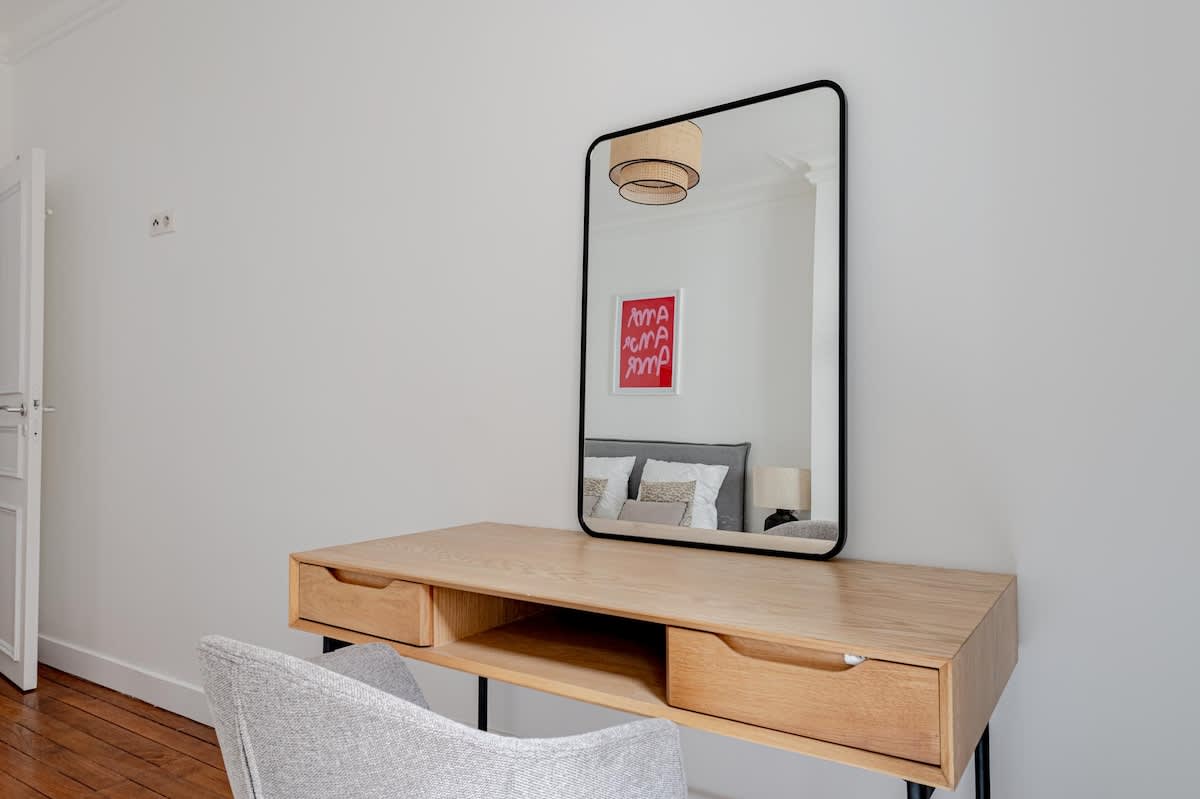 Parisian Elegance 2 Bedroom in the 16th — 14