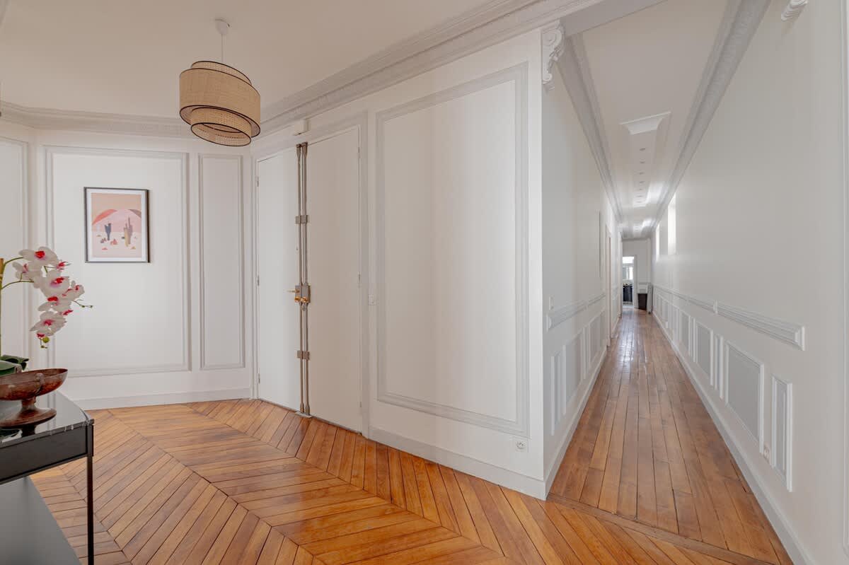 Parisian Elegance 2 Bedroom in the 16th — 19