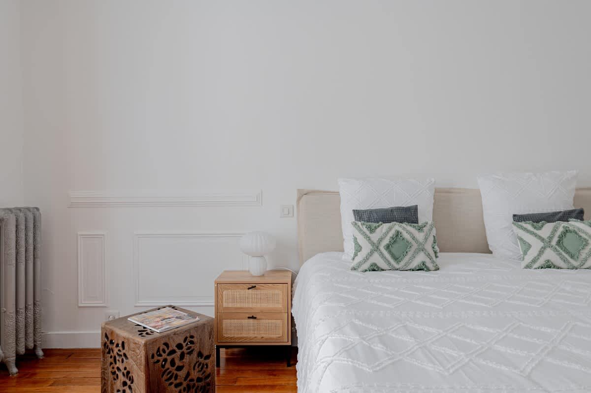 Parisian Elegance 2 Bedroom in the 16th — 12