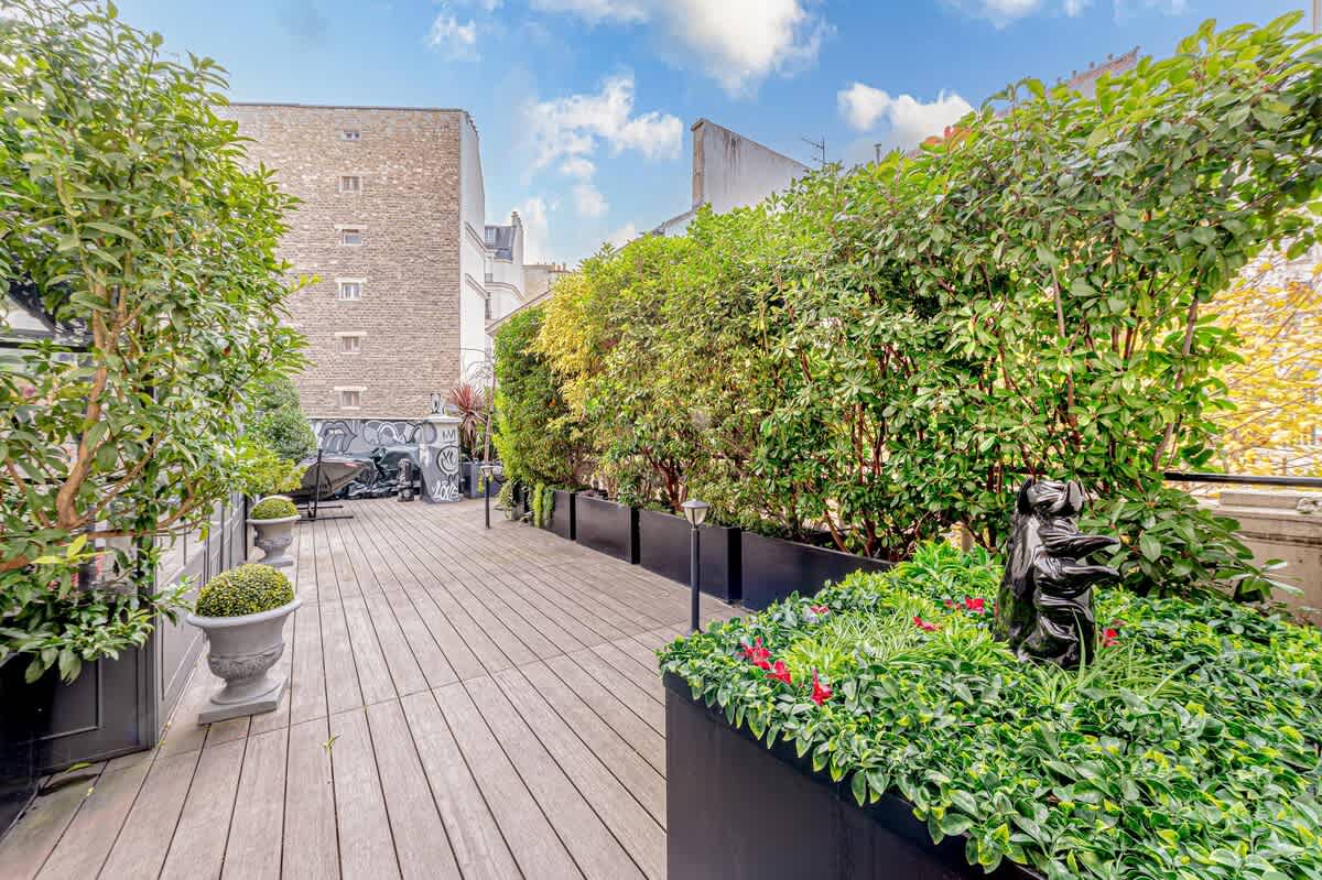 Stylish 4 Beds by Trocadéro — 25