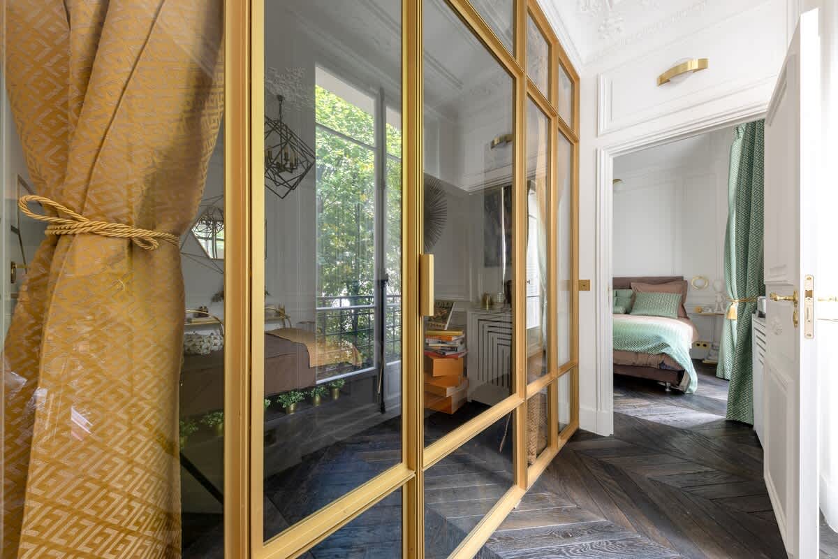 Stylish 4 Beds by Trocadéro — 6
