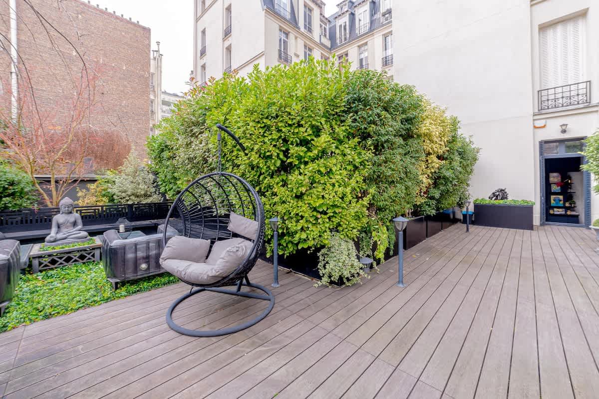 Stylish 4 Beds by Trocadéro — 4