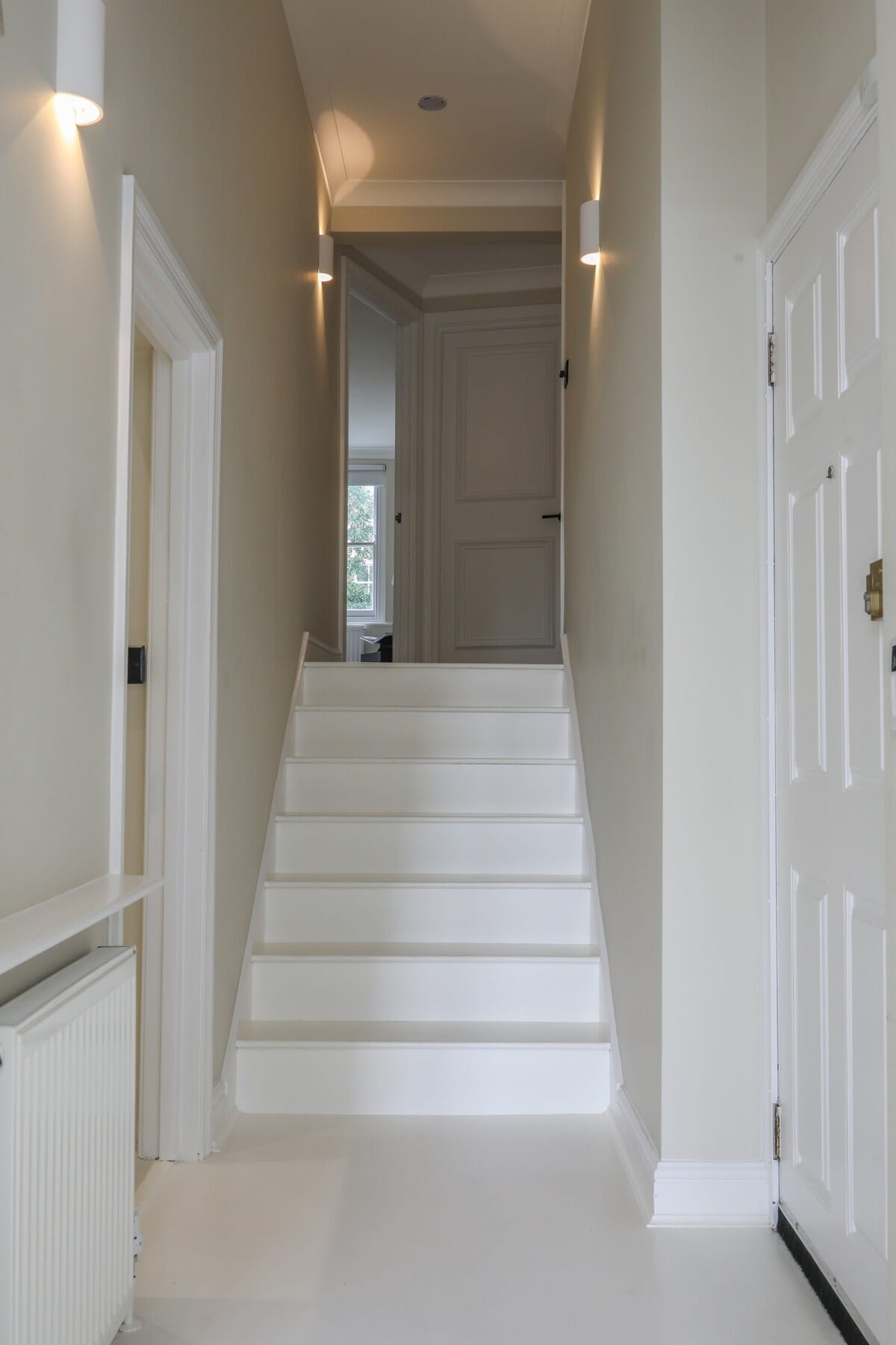 Charming Westbourne 2Bdr Nest - 24