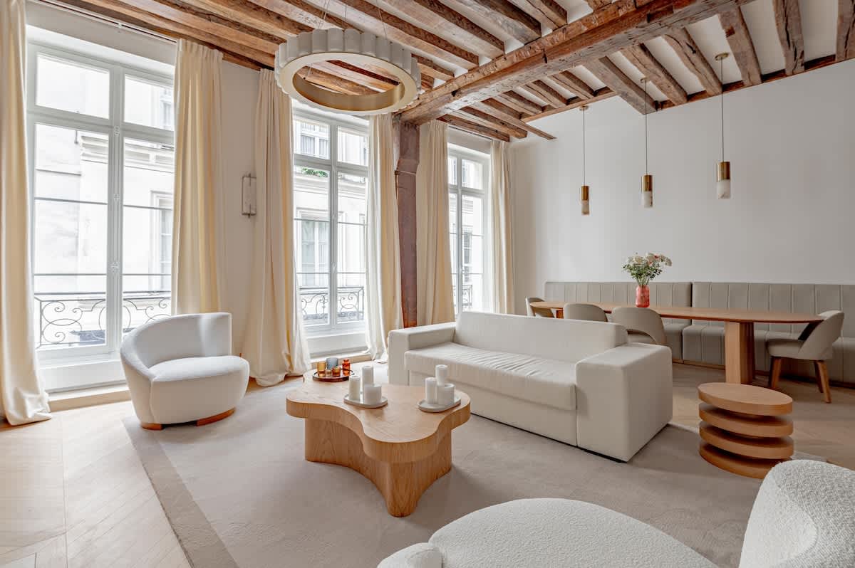 Stylish Rue des Rosiers Gem Modern 2 Bed with AC — 6