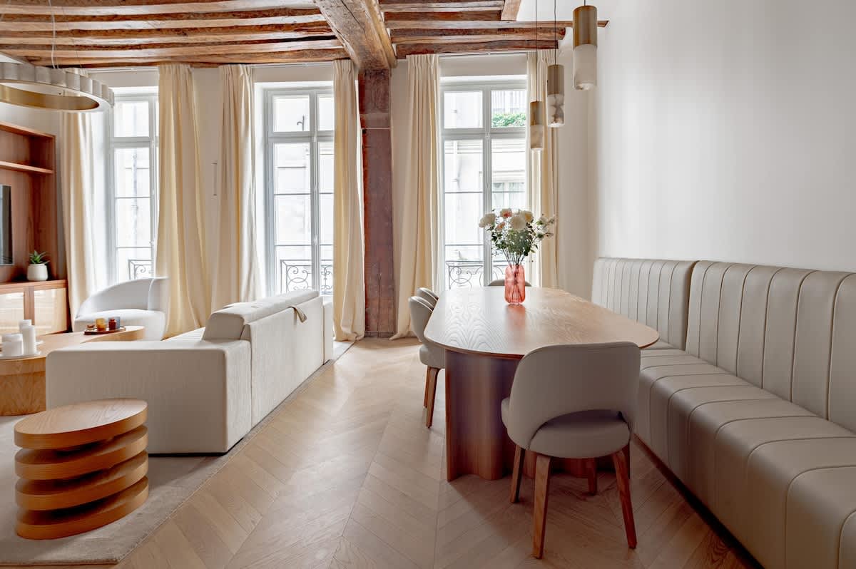 Stylish Rue des Rosiers Gem Modern 2 Bed with AC — 3