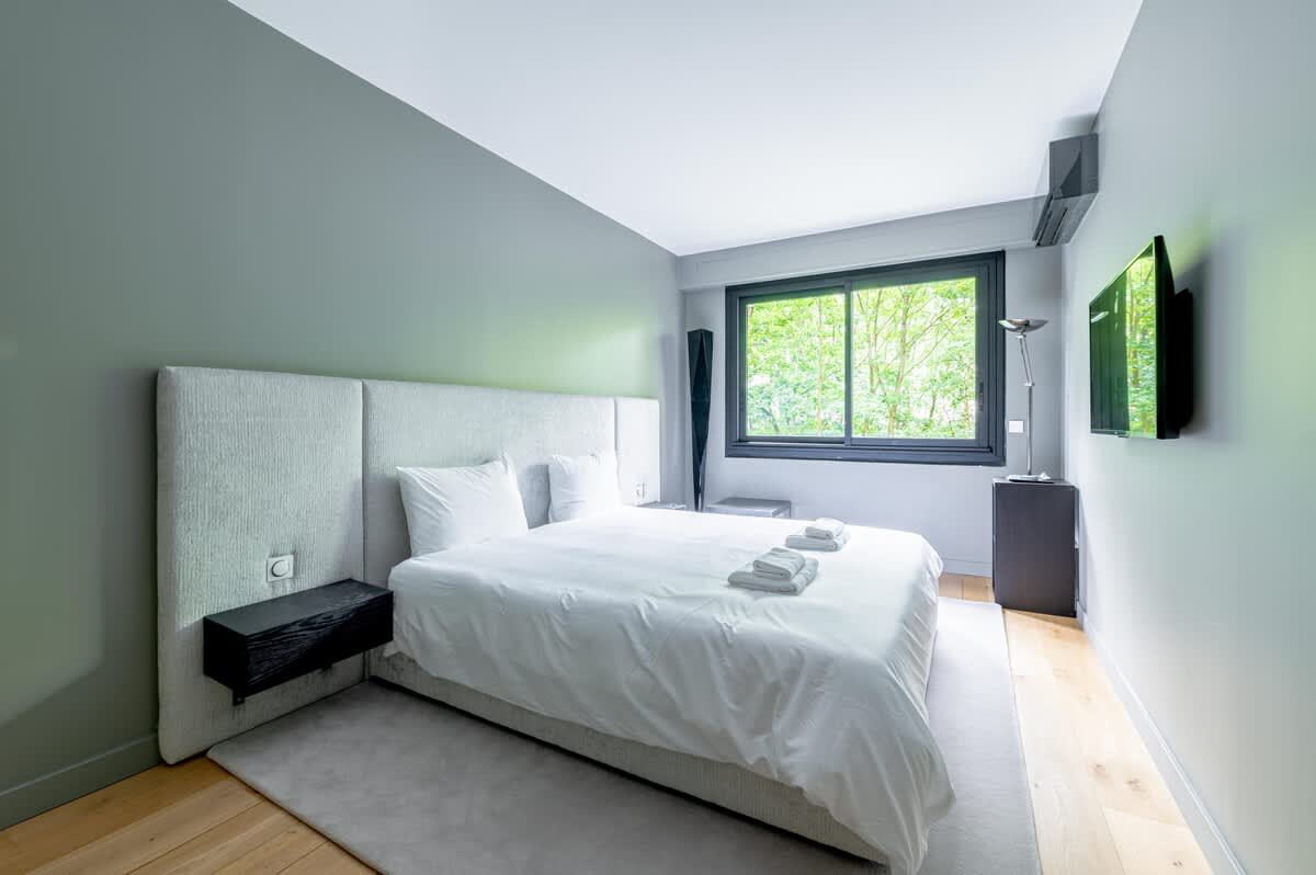 Superb 2-Beds Apt in Paris 16th - 17