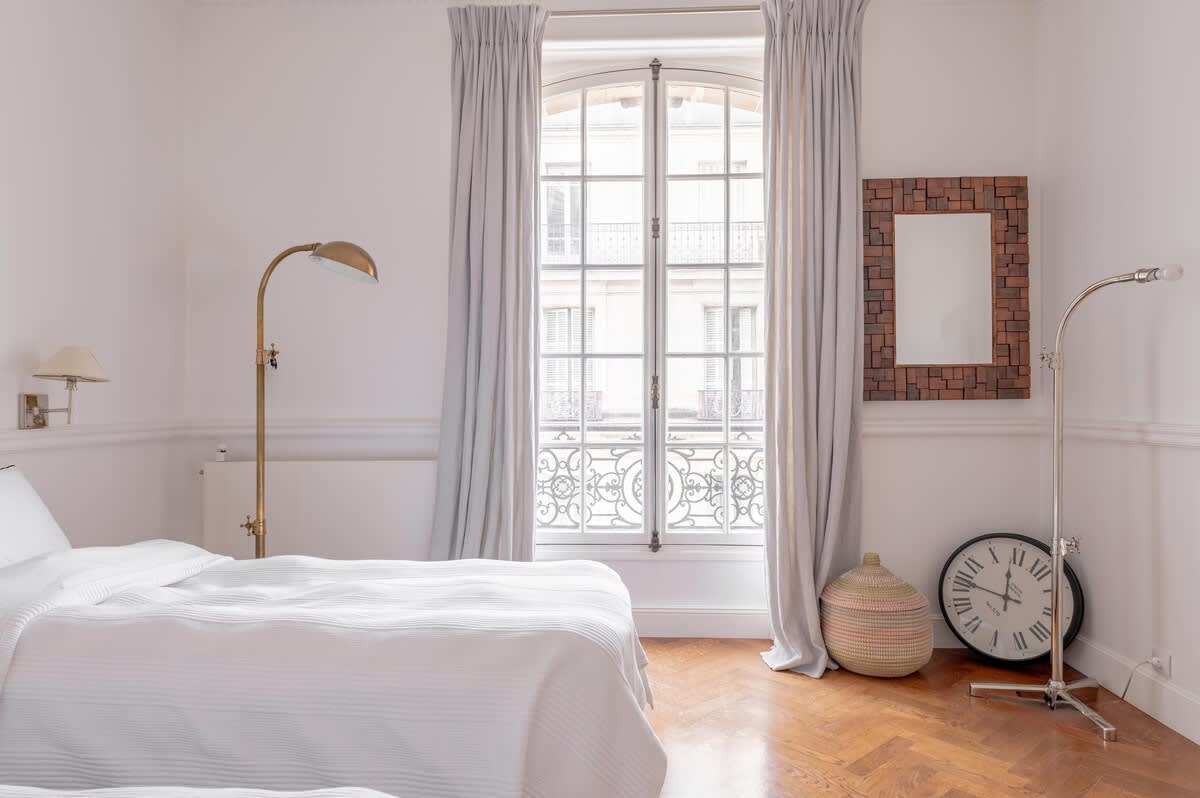 Parisian Elegance 3-Beds near Champs Elysées — 16
