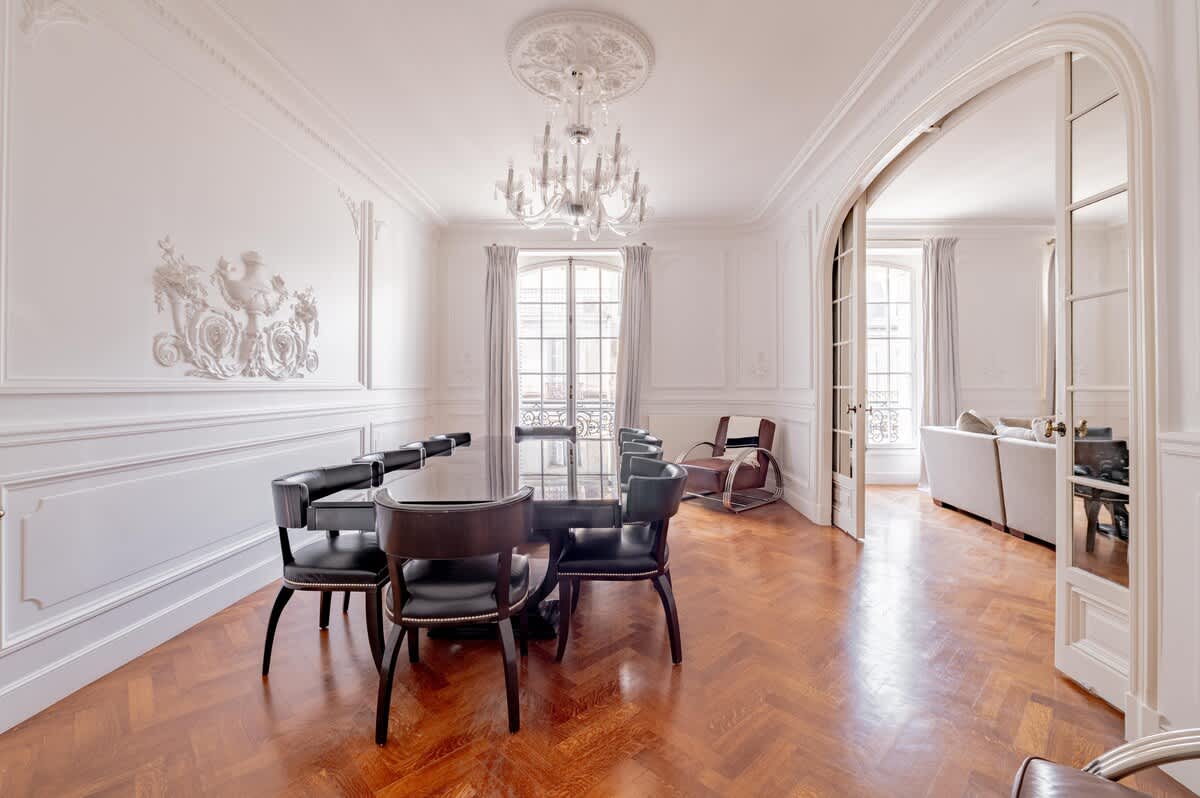 Parisian Elegance 3-Beds near Champs Elysées — 8
