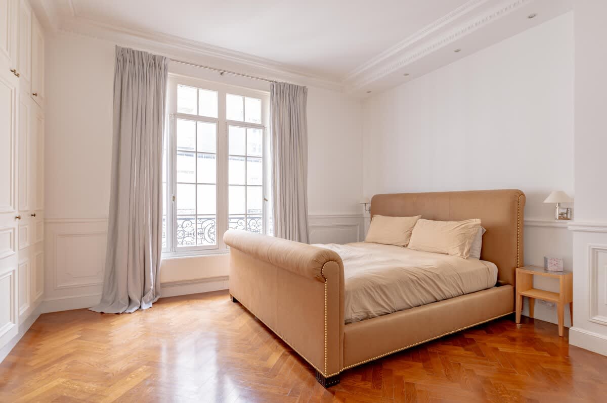 Parisian Elegance 3-Beds near Champs Elysées