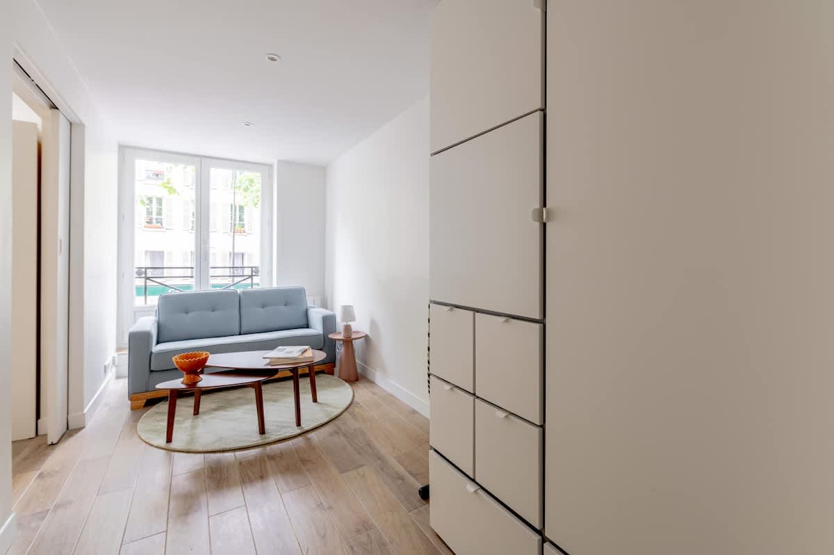 Charming 1 Bedroom Ideally Located in Paris — 5