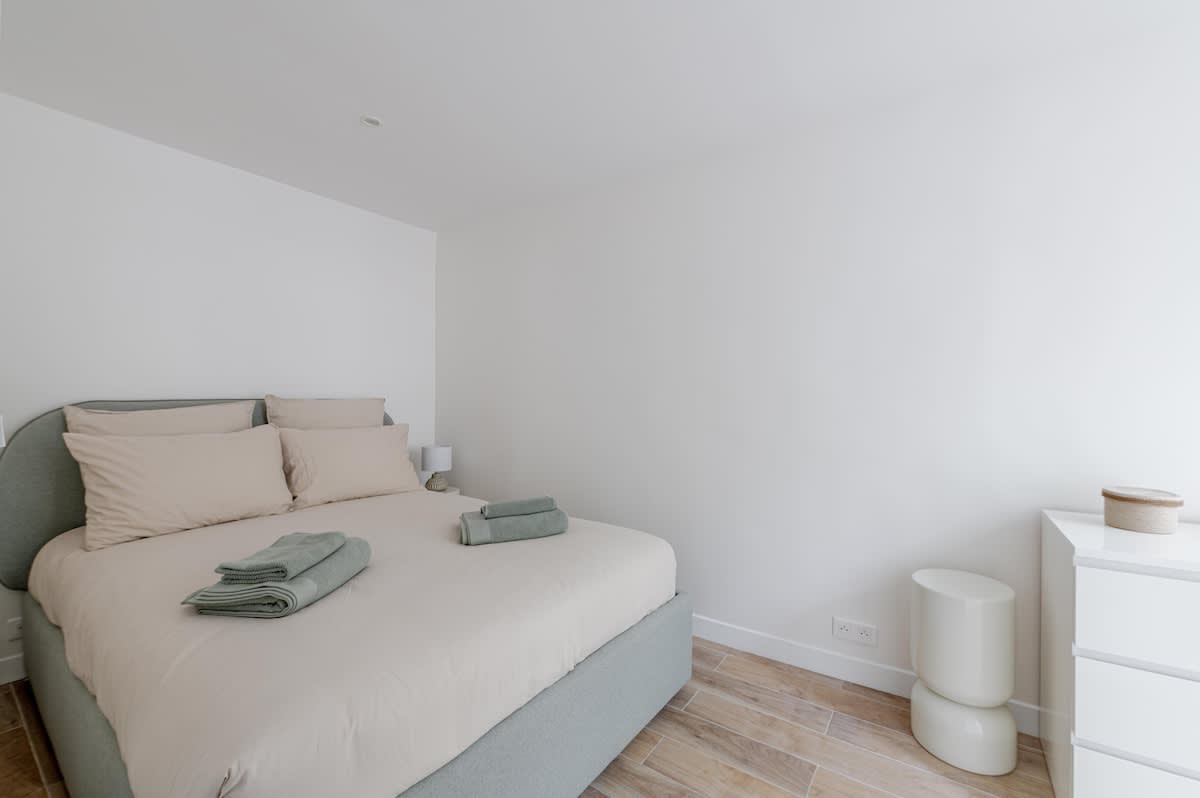 Charming 1 Bedroom Ideally Located in Paris