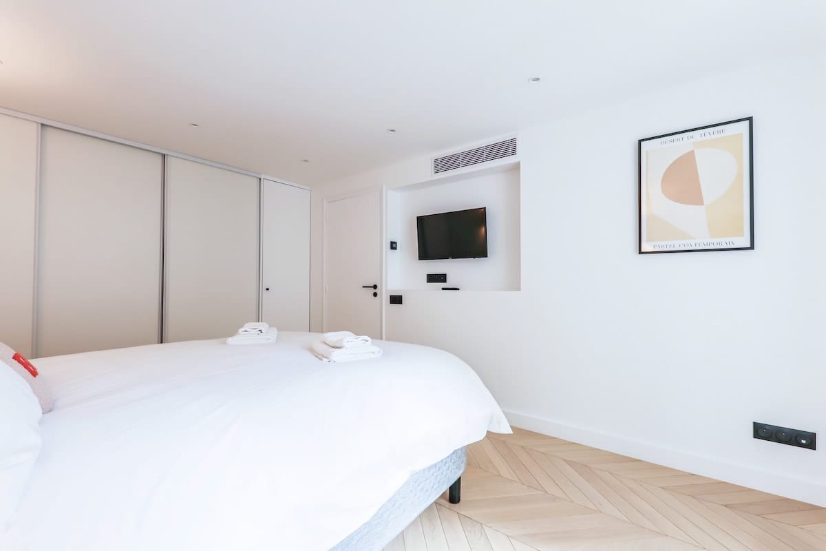 Cosy Duplex 2BDR 6P in Madeleine St Honore — 10