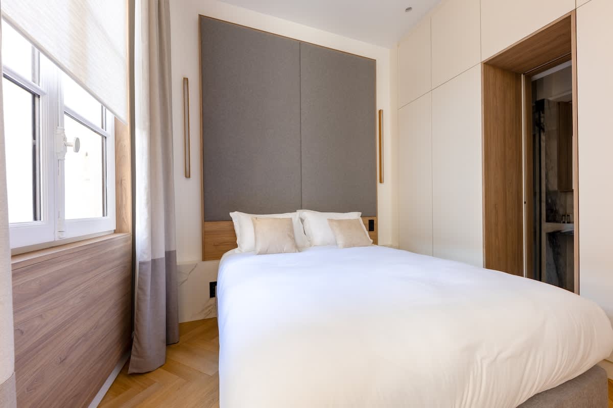 Haven Chic 2 Bedroom 2 Bath AC — 11
