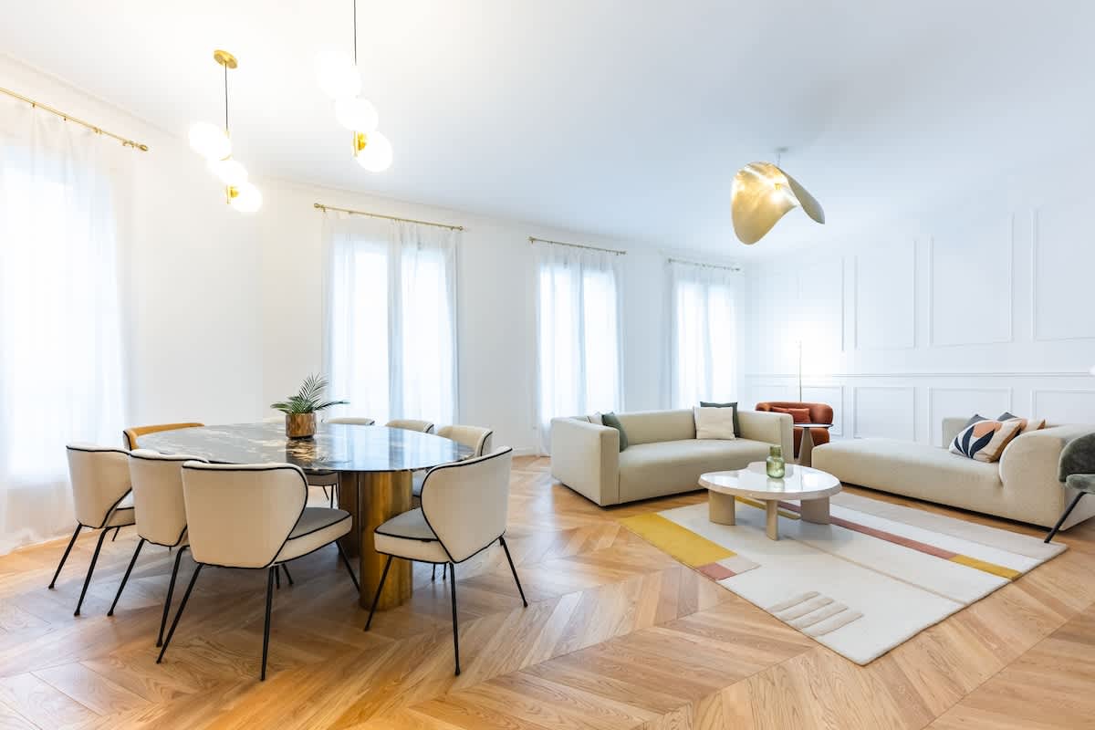 Luxury Rivoli 4 Bed 3 Bath AC Hotel de Ville BHV