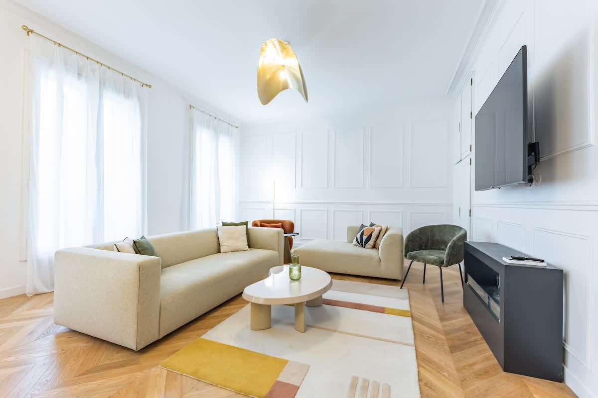 Luxury Rivoli 4 Bed 3 Bath AC Hotel de Ville BHV — 3