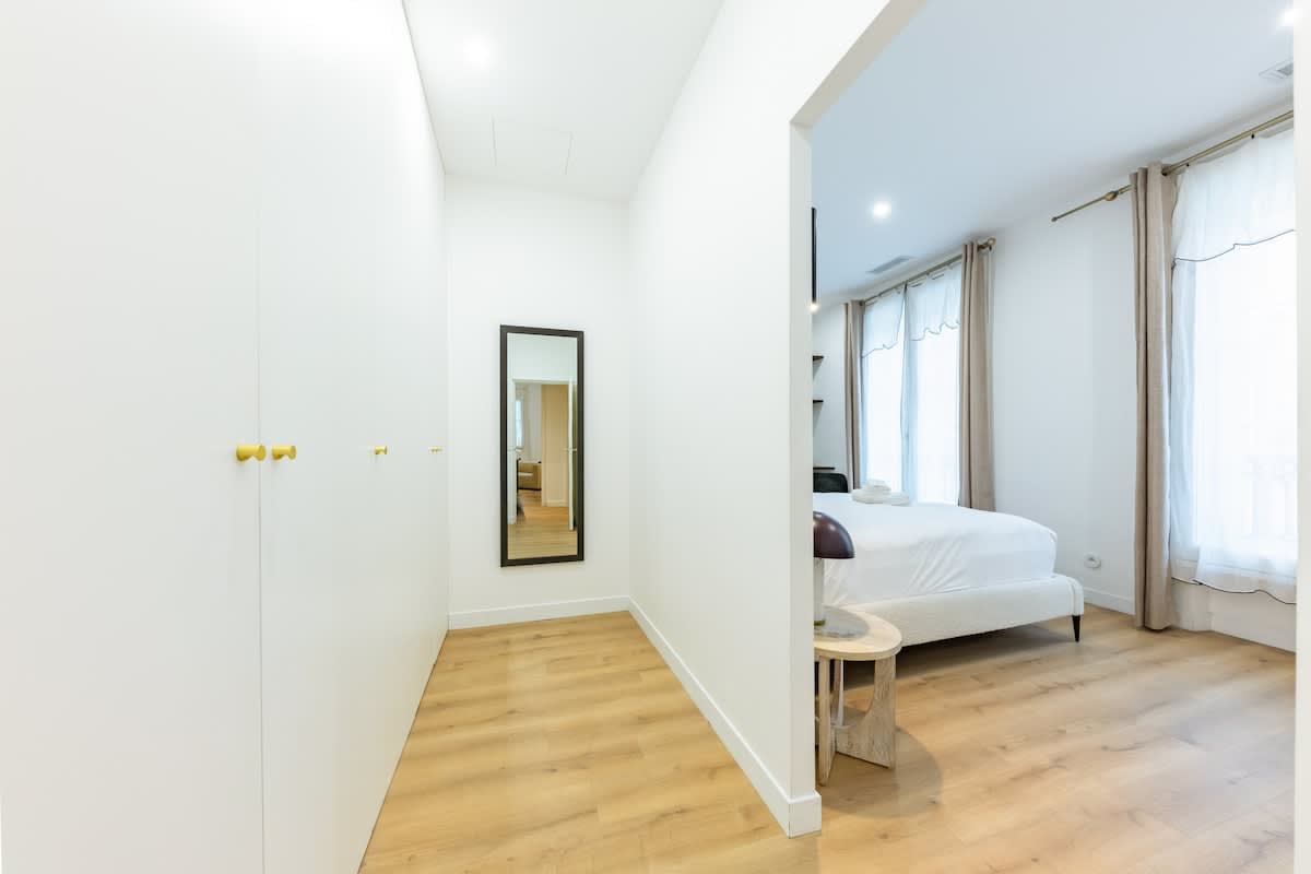 Luxury Rivoli 4 Bed 3 Bath AC Hotel de Ville BHV — 19