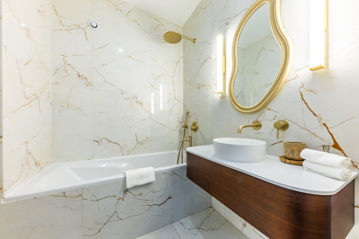 Luxury Rivoli 4 Bed 3 Bath AC Hotel de Ville BHV — 23