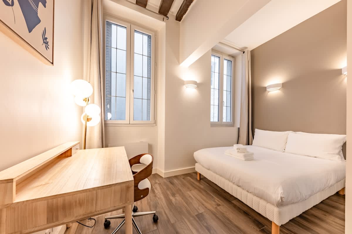 Charming Apartment 2BR 6P  St Germain Des Pres — 8