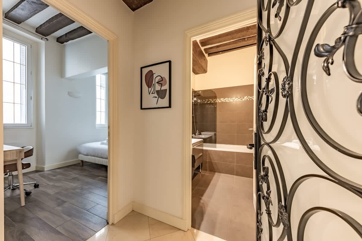 Charming Apartment 2BR 6P  St Germain Des Pres — 15