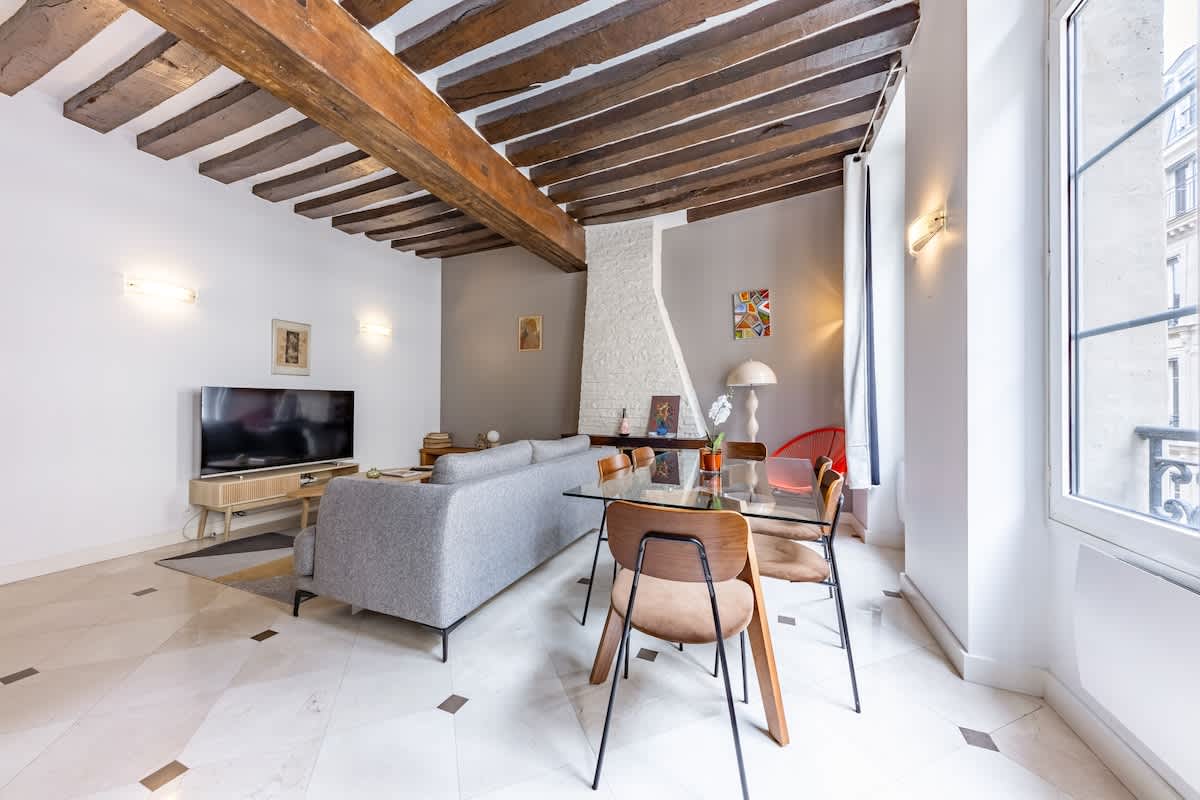Charming Apartment 2BR 6P  St Germain Des Pres