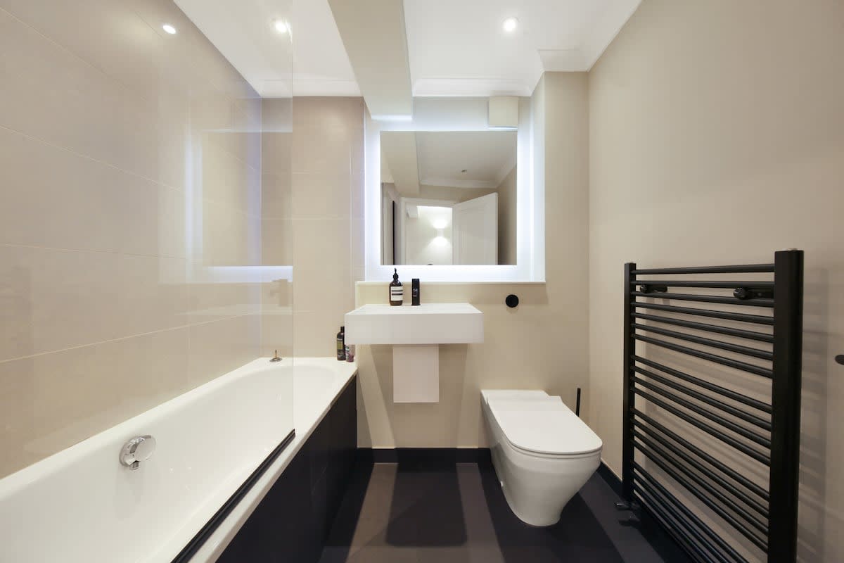 Beautiful Westbourne 2Bdr Haven - 13