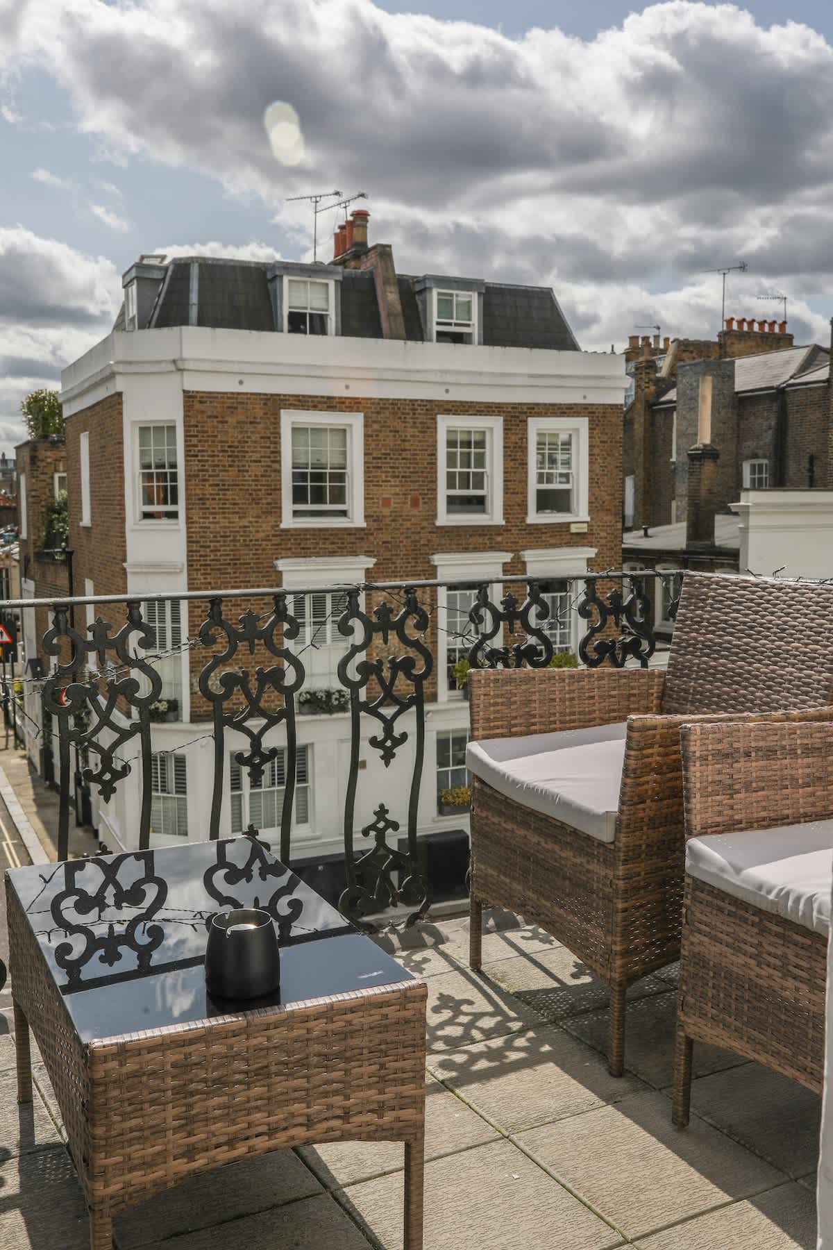 Beautiful Westbourne 2Bdr Haven - 17