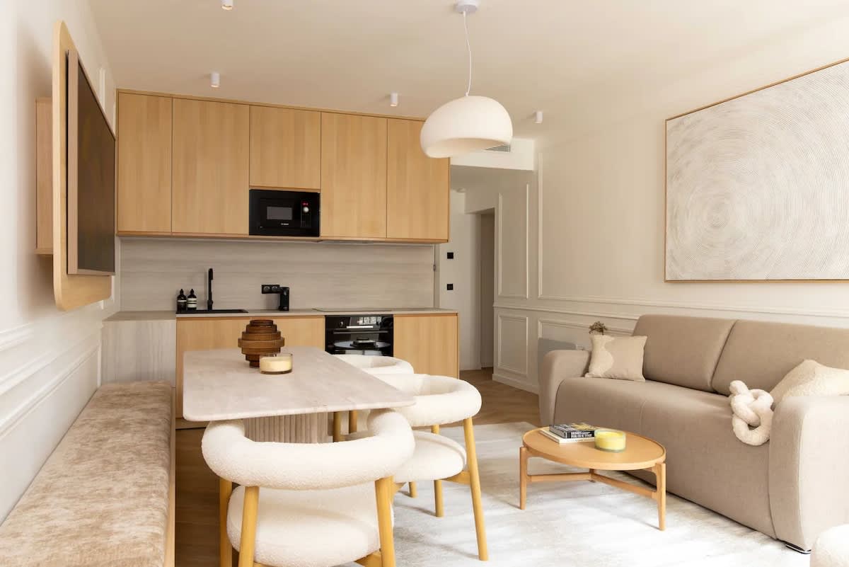 Splendid Apartment 2BR 6P Near Palais Royal with AC