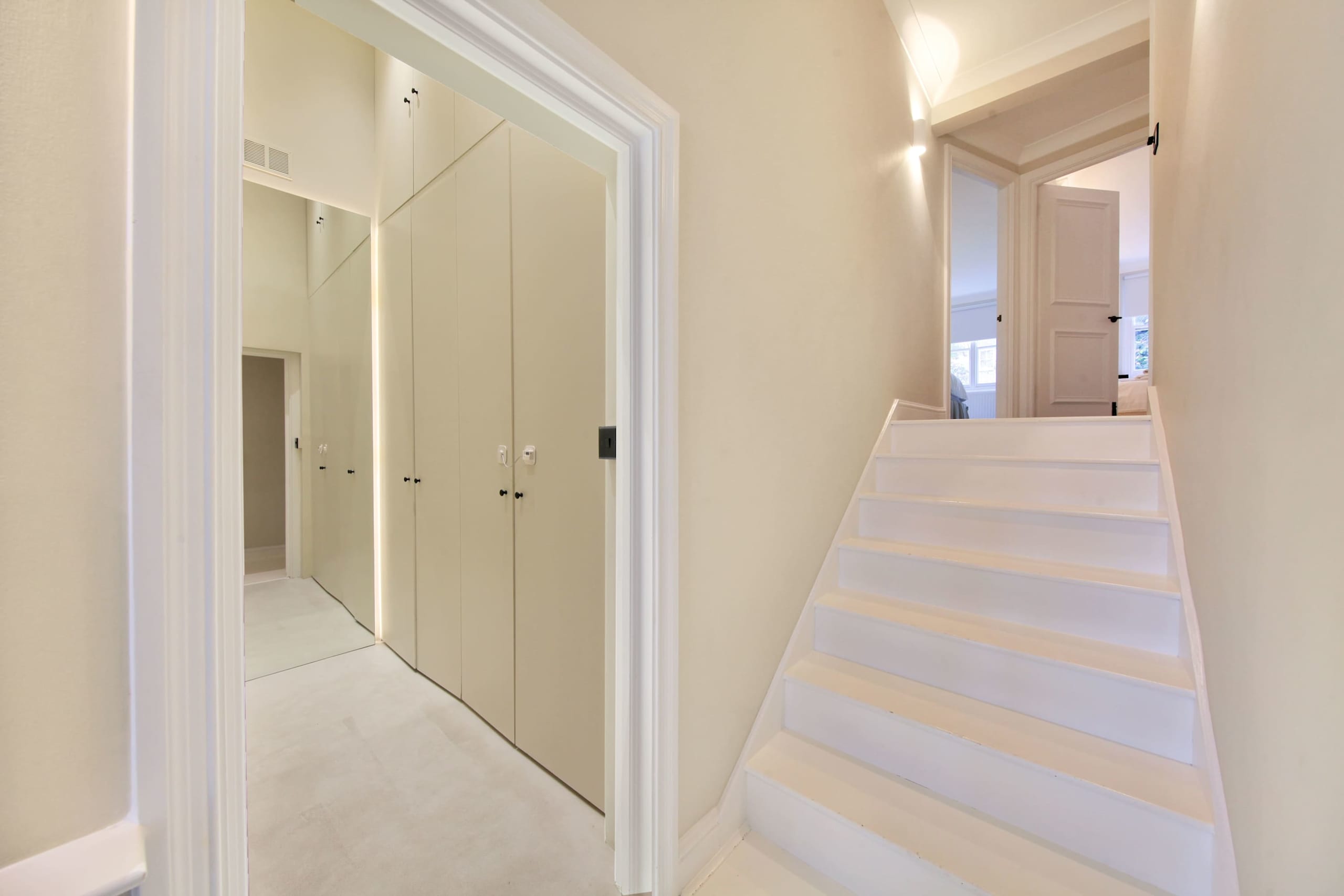 Beautiful Westbourne 2Bdr Haven - 16